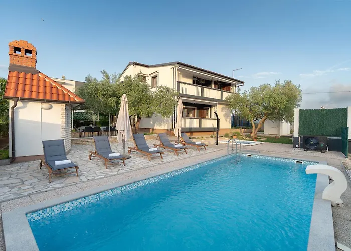 Daleo Holiday home *